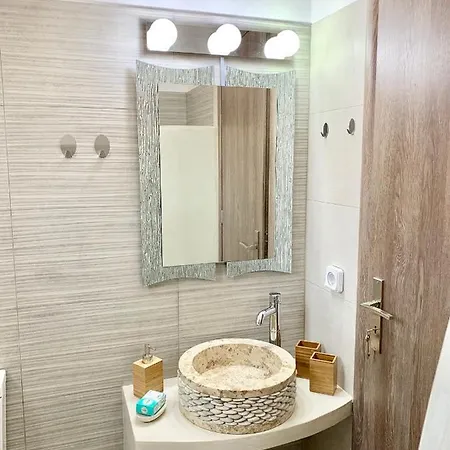 House On The Rock Mikri Vigla